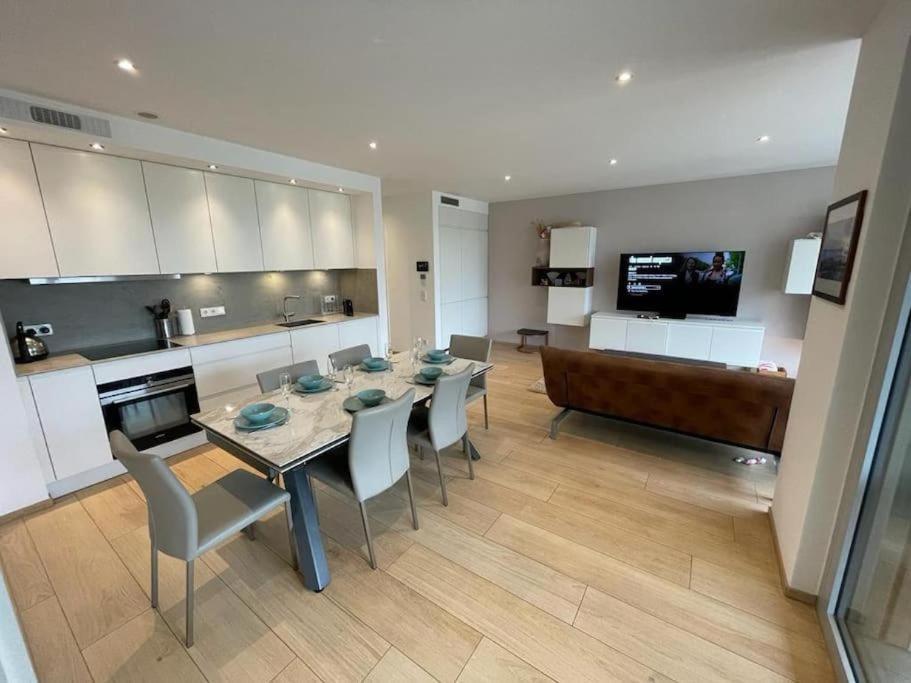 Elegant 3 Bedrooms Flat In Cloche D'or With Terrace And Parking Luxemburg
